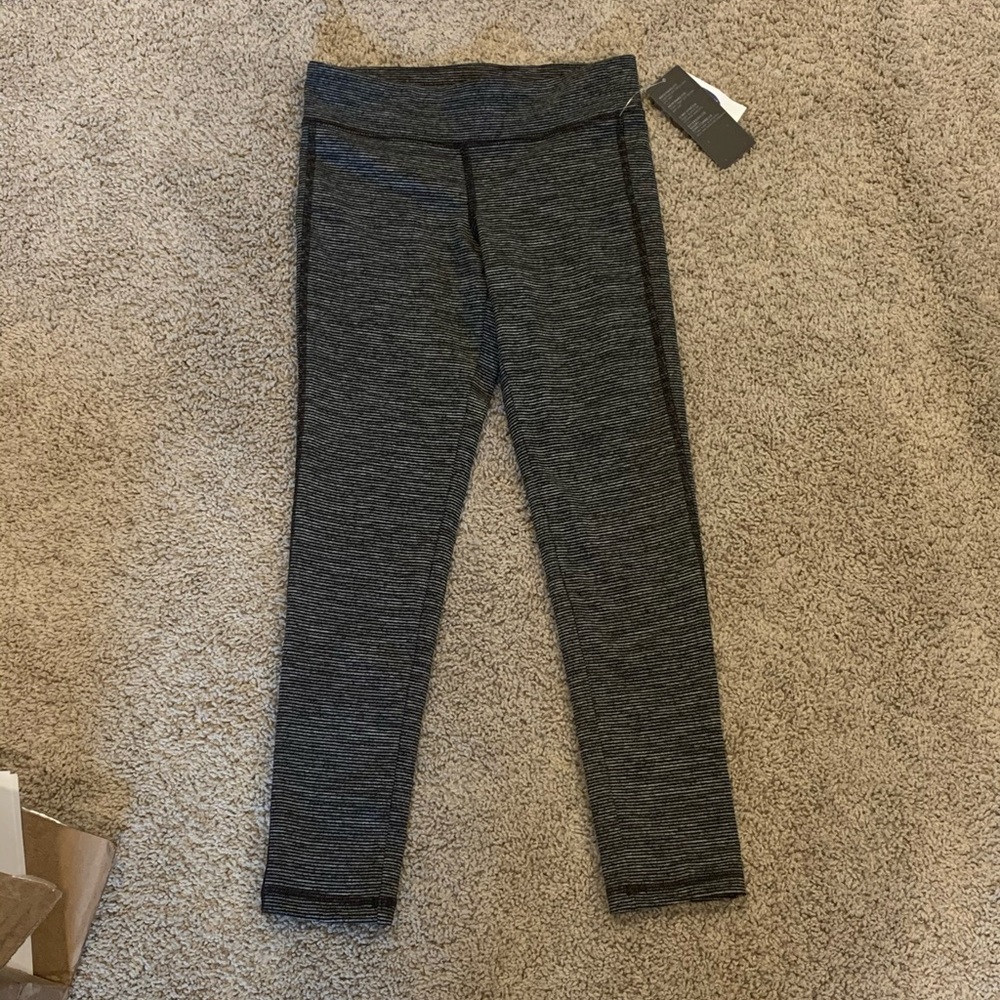 OLD NAVY ACTIVE LEGGINGS